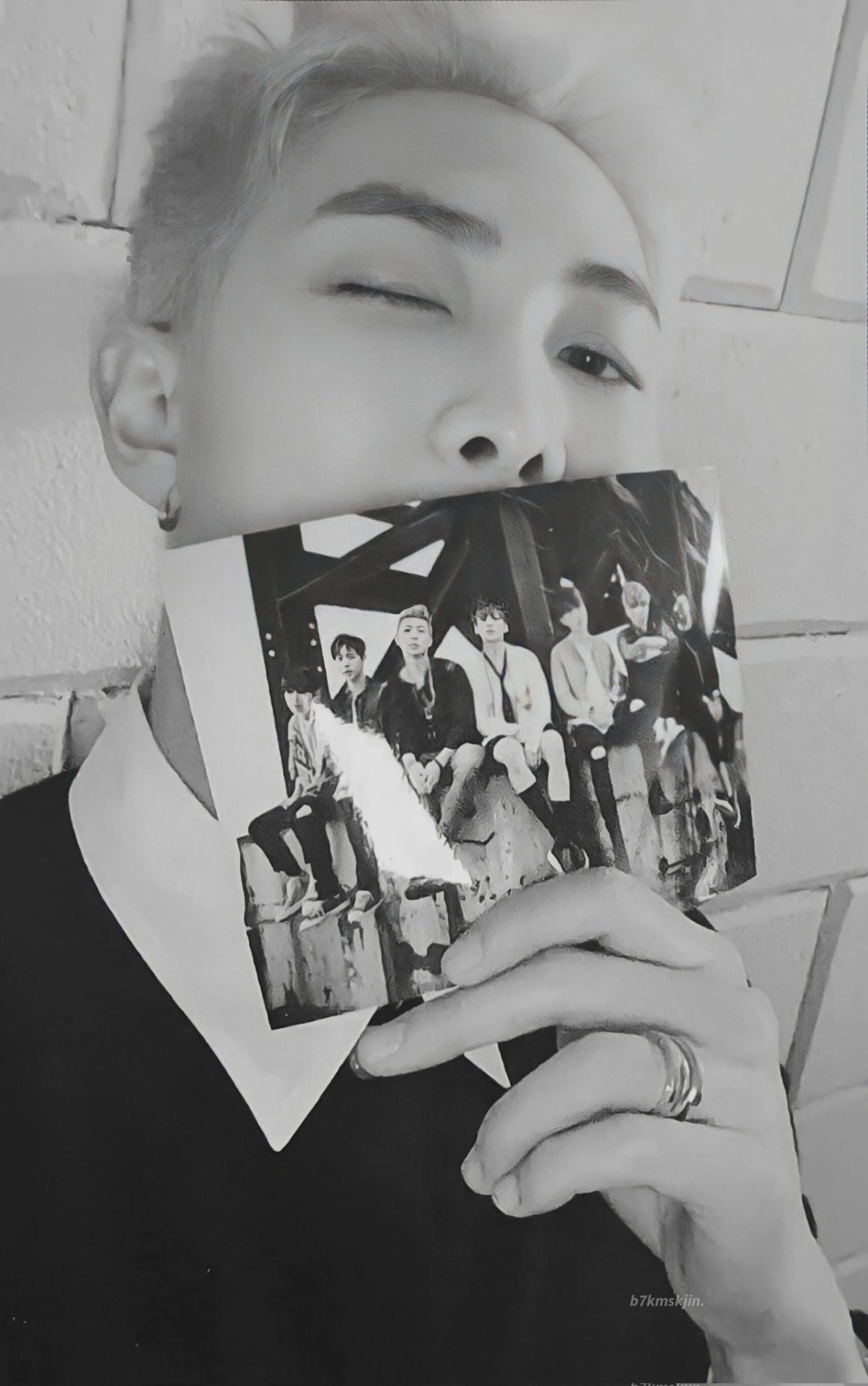 (Collect) BTS- STANDARD EDITION- Random Photocard